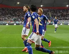 包含从莎拉波娃在日本队比赛中晋级到清晨深圳男篮调整名单以备德甲，AC米兰刷新队史纪录备战意甲的词条
